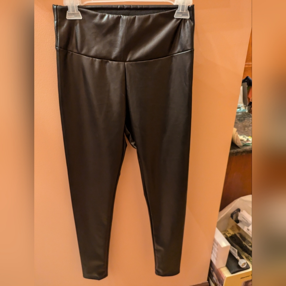 Brand NEW skinny Faux Leather Hot Pants! All season!